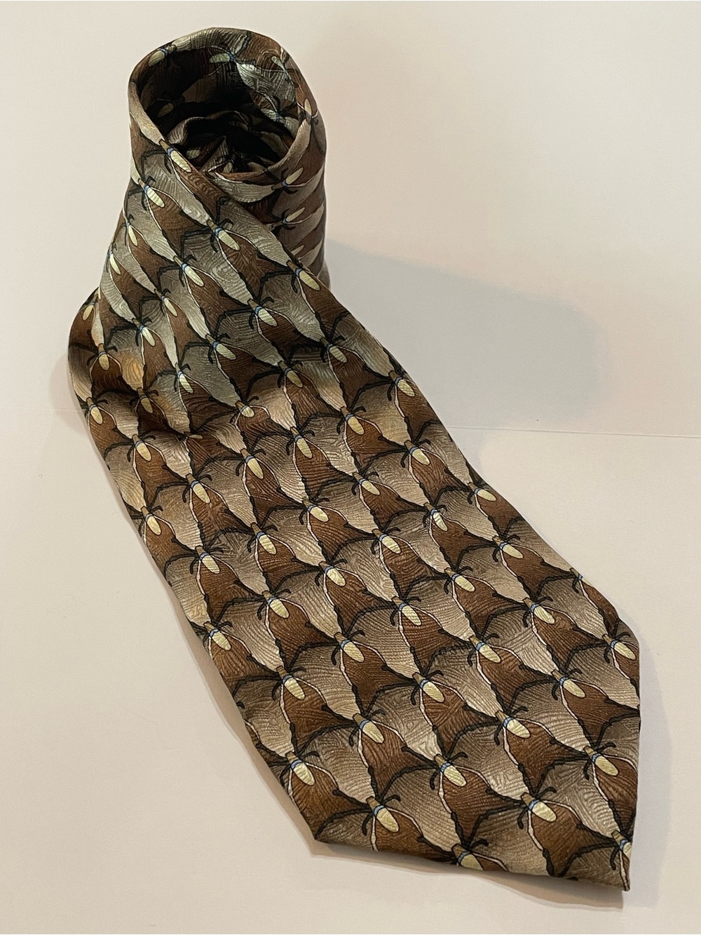 VTG The Nature Conservancy Tie Golden Silk Spider Preservation Collection Silk